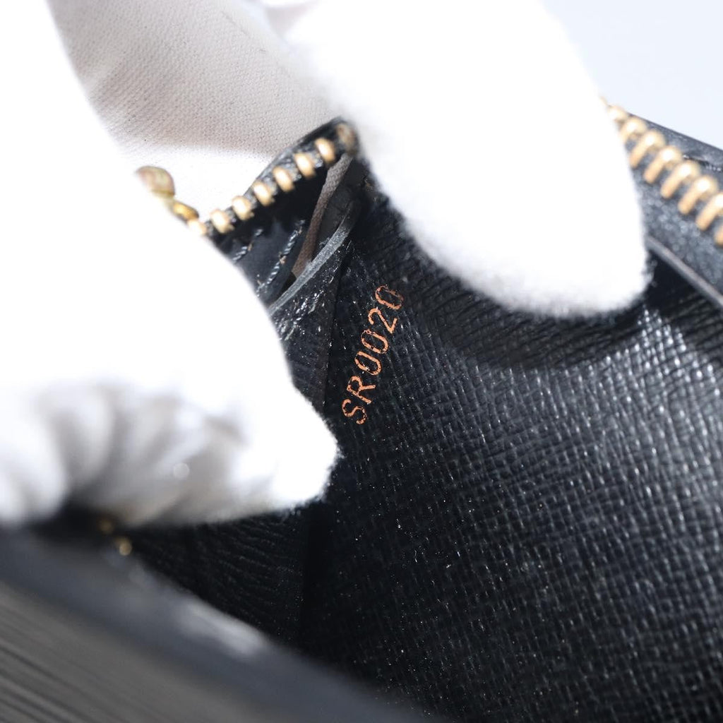 Louis Vuitton Pochette Homme Epi Leather Black Leather Clutche & Pouche Bag (Pre-Owned)