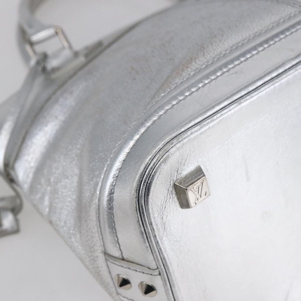 Louis Vuitton Suhali Lockit Handbag Leather Silver Leather Handbag (Pre-Owned)