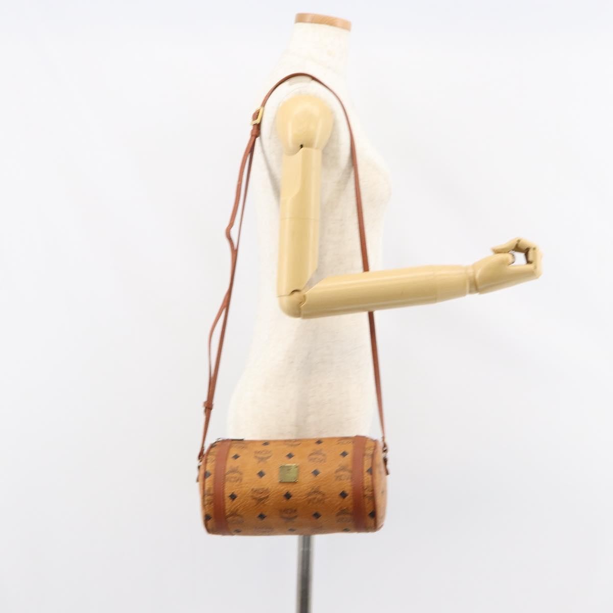 MCM Visetos Shoulder Bag Canvas And Leather Brown Canvas Shoulder Bag Bag (Pre-Owned)