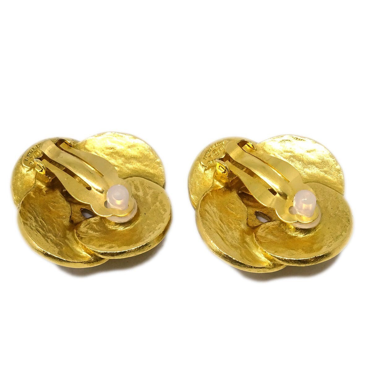 Chanel Clover Round Clip-On Earrings Metal Gold Gold_Plated Earrings Jewelry (Pre-Owned)