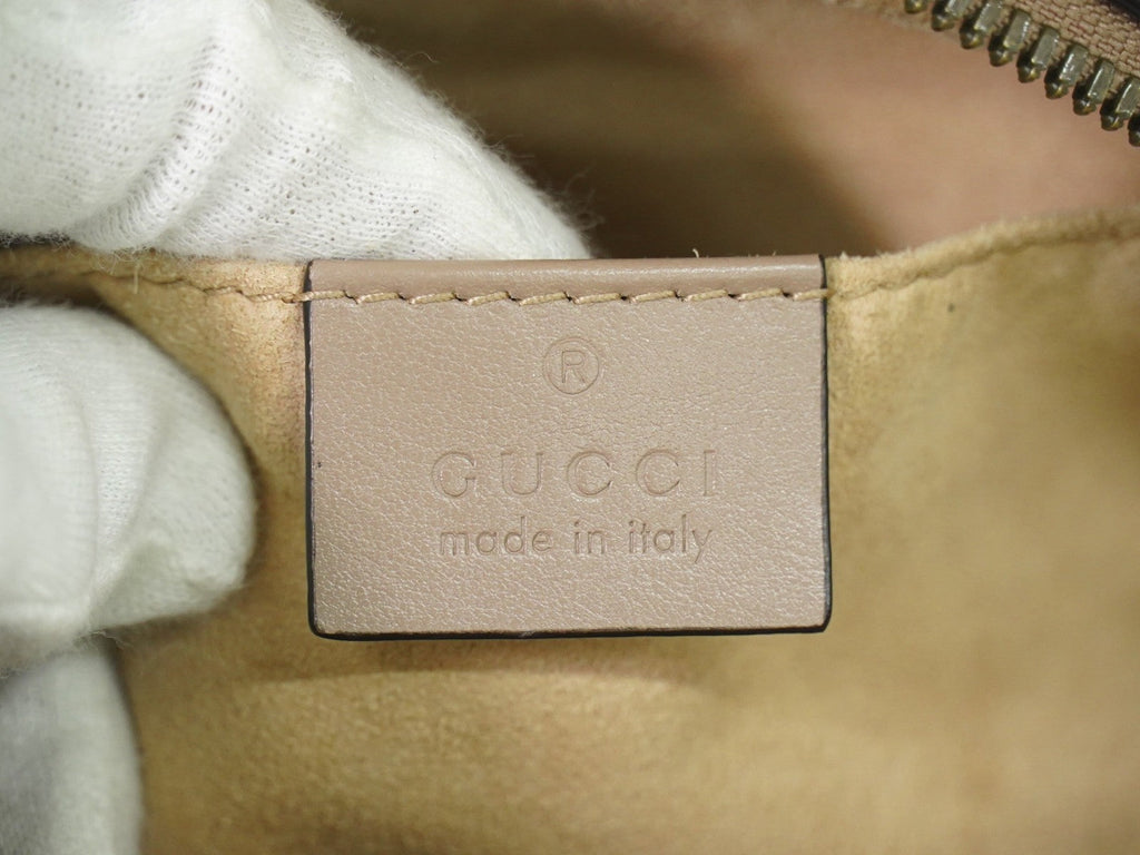 Gucci Gg Marmont Shoulder Bag Matelasse Leather Beige Leather Shoulder Bag Bag (Pre-Owned)