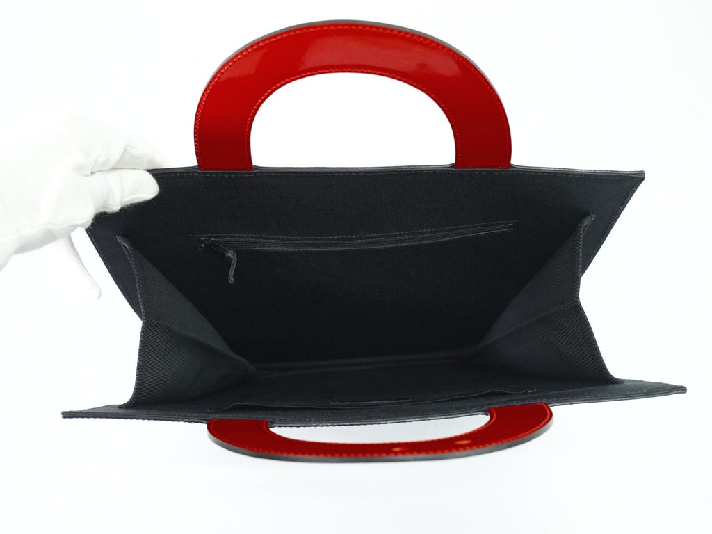 Chanel Vintage Portrait Tote Printed Leather And Quilted Patent Black Patent_Leather Tote Bag Bag (Pre-Owned)