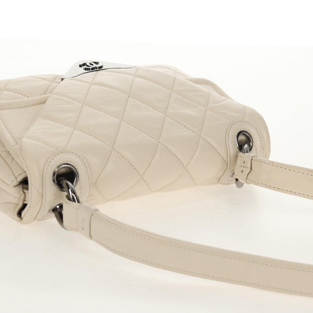 Chanel Padded Envelope Flap Bag Quilted Aged Calfskin White Leather Shoulder Bag Bag (Pre-Owned)