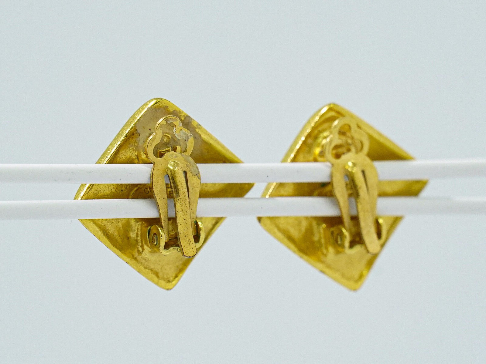 Chanel Vintage Cc Square Clip-On Earrings Metal Gold Gold_Plated Earrings Jewelry (Pre-Owned)