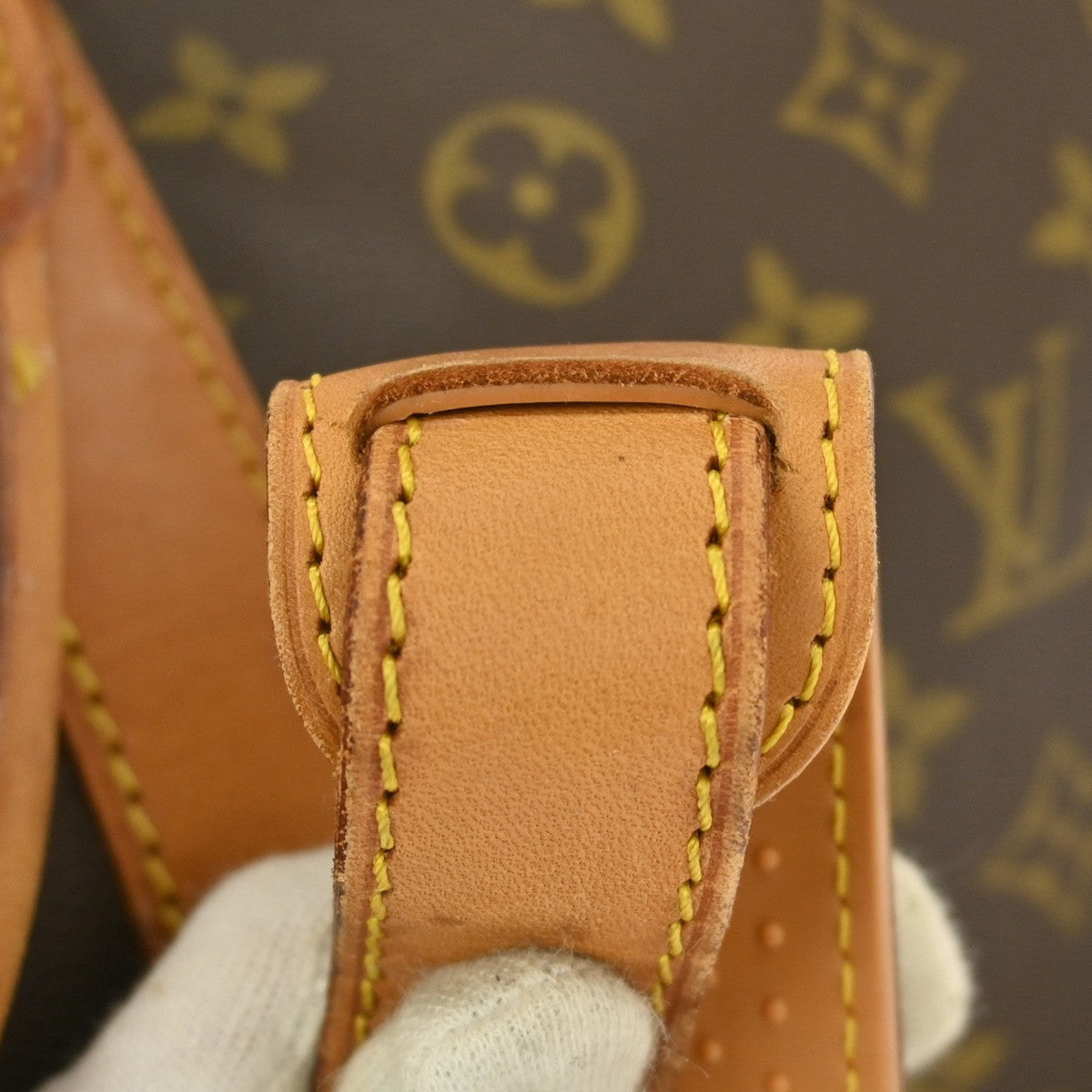 Louis Vuitton Keepall Bandouliere Bag Monogram Canvas Brown Canvas Travel Bag Bag (Pre-Owned)