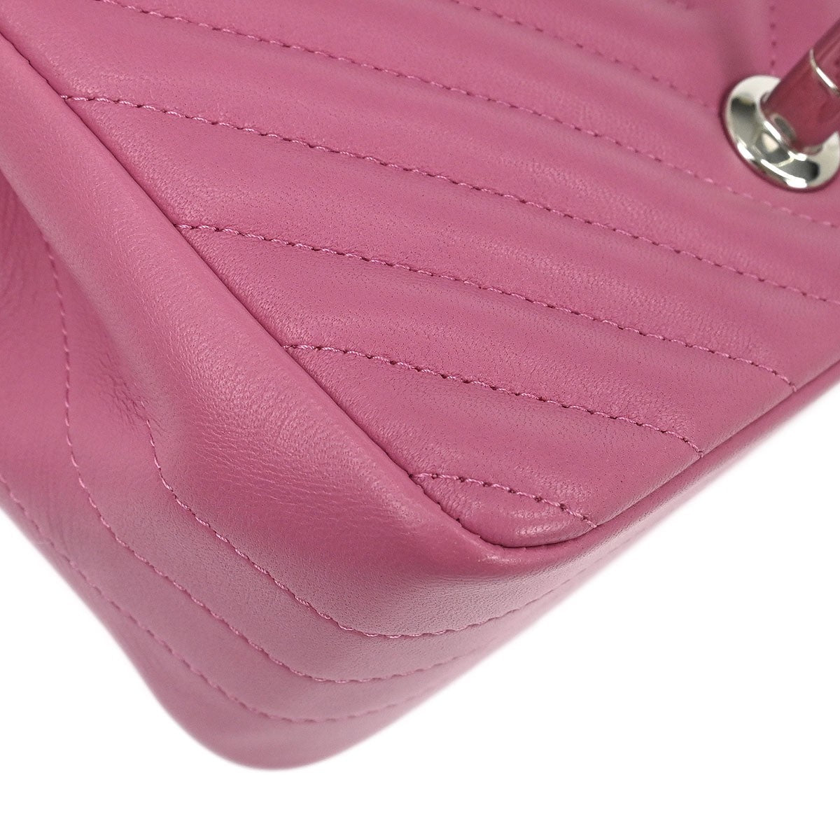 Chanel Square Classic Single Flap Bag Chevron Lambskin Pink Leather Shoulder Bag Bag (Pre-Owned)