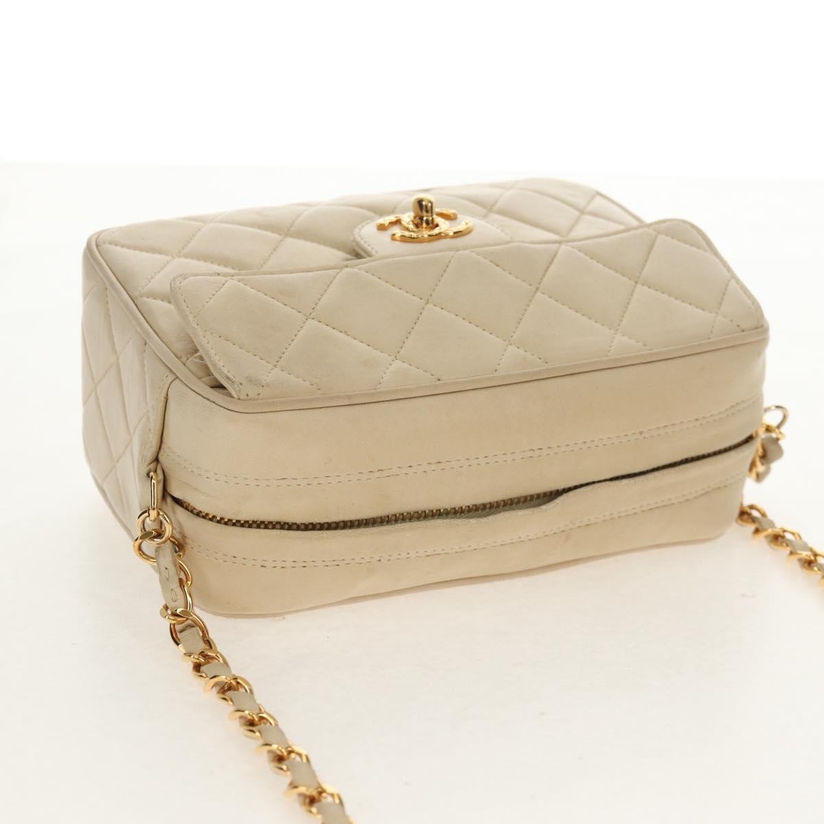 Chanel Chain Flap Shoulder Bag Quilted Lambskin Beige Leather Shoulder Bag Bag (Pre-Owned)