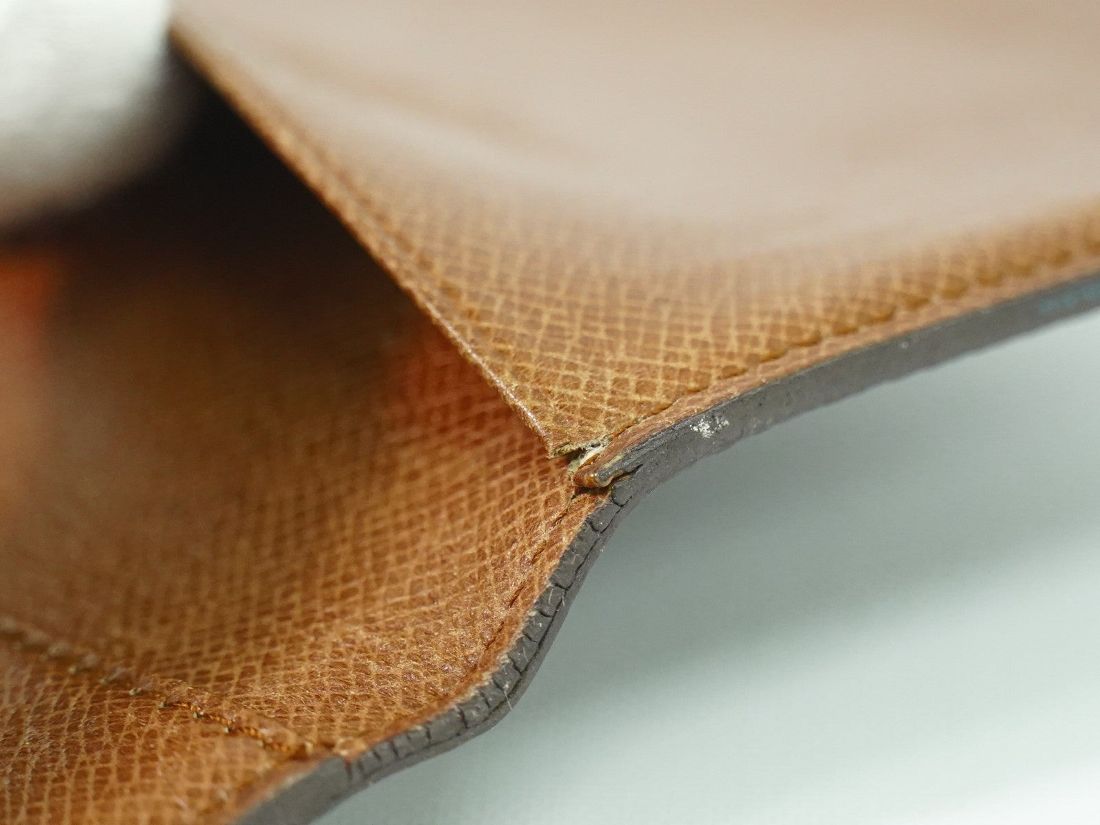 Louis Vuitton Porte Tresor Etui Papiers Wallet Monogram Canvas Brown Canvas Card Holders Accessory (Pre-Owned)