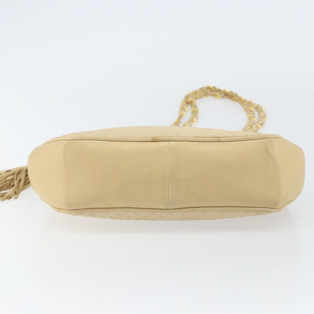 Bally Vintage Chain Shoulder Bag Quilted Leather Beige Leather Shoulder Bag Bag (Pre-Owned)