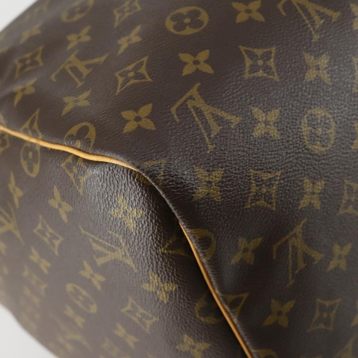 Louis Vuitton Keepall Bag Monogram Canvas Brown Canvas Travel Bag Bag (Pre-Owned)