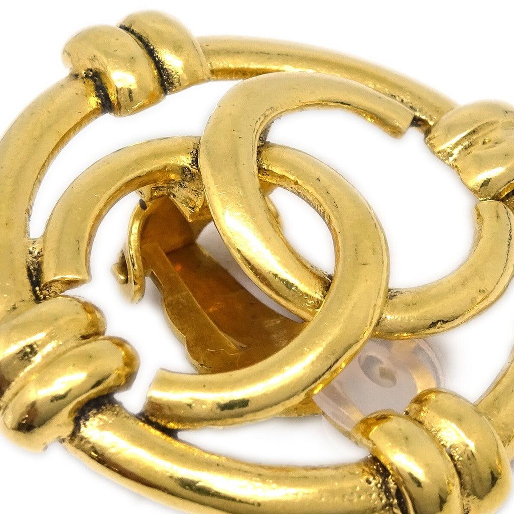 Chanel Vintage Cut-Out Cc Clip-On Earrings Metal Gold Gold_Plated Earrings Jewelry (Pre-Owned)