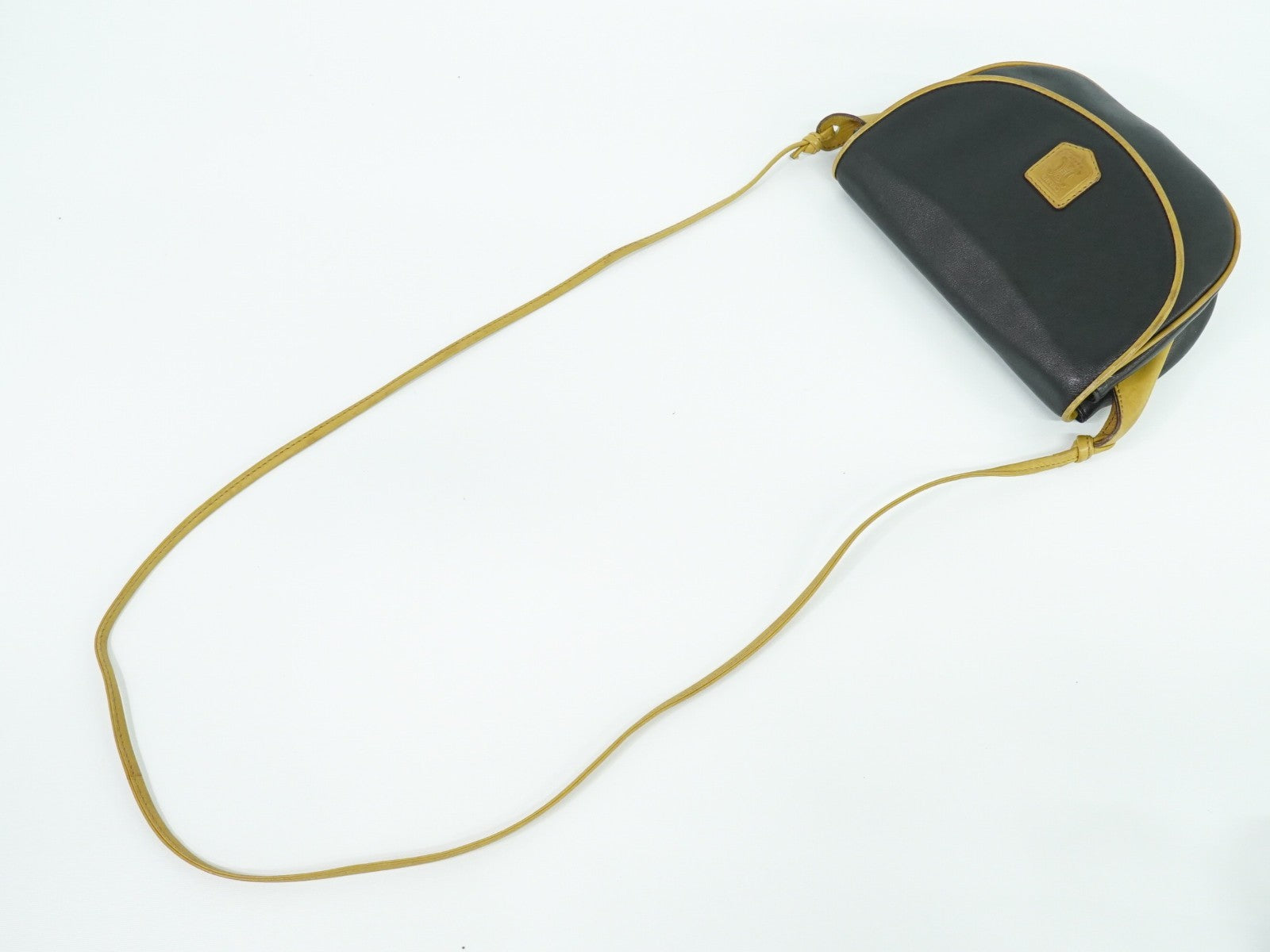 Celine Vintage Shoulder Bag Leather Black Leather Shoulder Bag Bag (Pre-Owned)