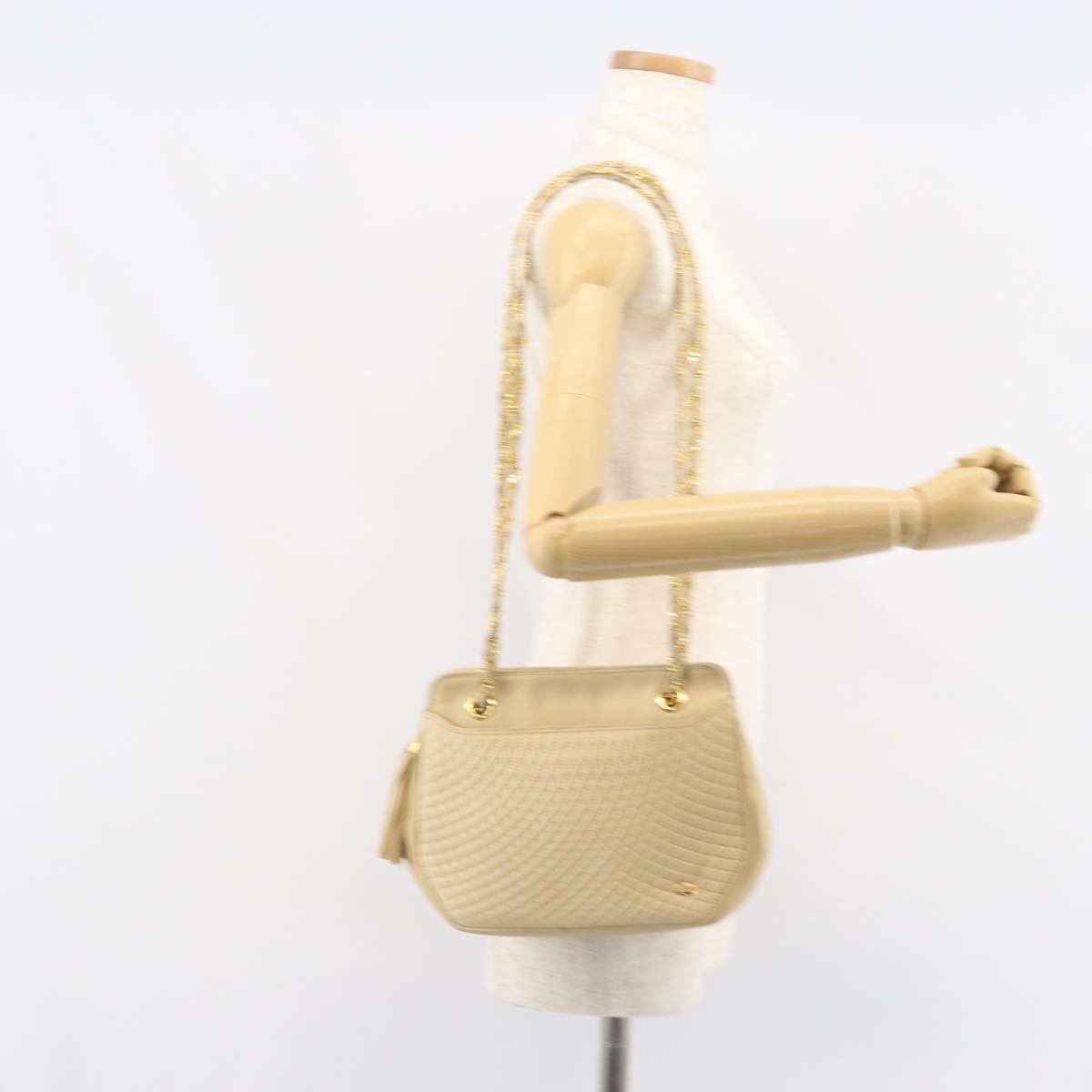 Bally Vintage Chain Shoulder Bag Quilted Leather Beige Leather Shoulder Bag Bag (Pre-Owned)