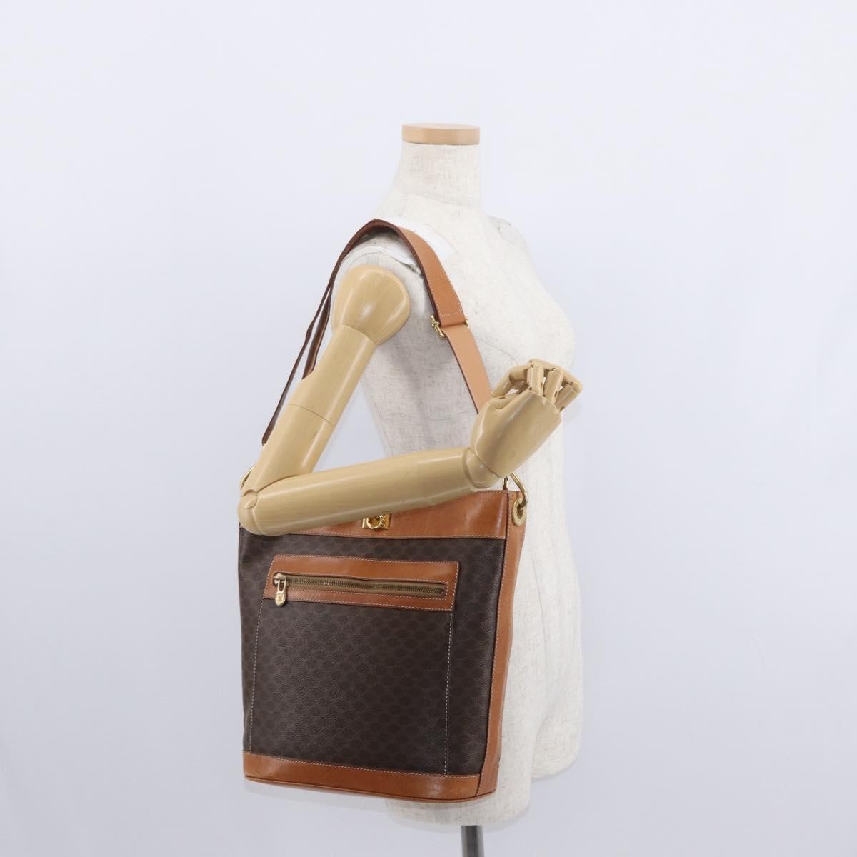Celine Vintage Macadam Shoulder Bag Canvas And Leather Brown Canvas Shoulder Bag Bag (Pre-Owned)