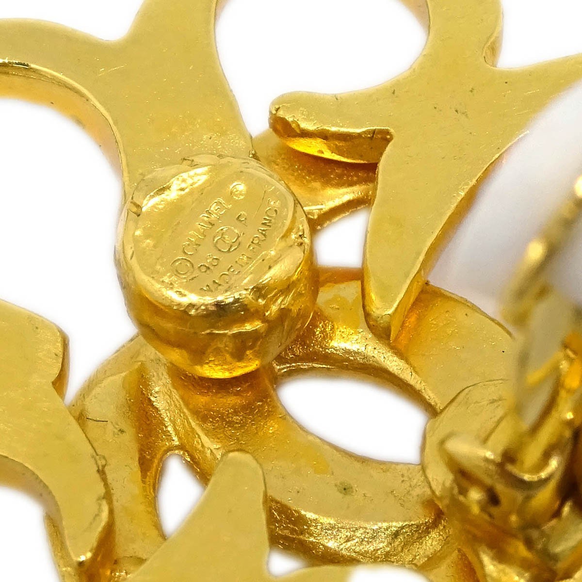Chanel Vintage Cc Flower Clip-On Earrings Metal Gold Gold_Plated Earrings Jewelry (Pre-Owned)
