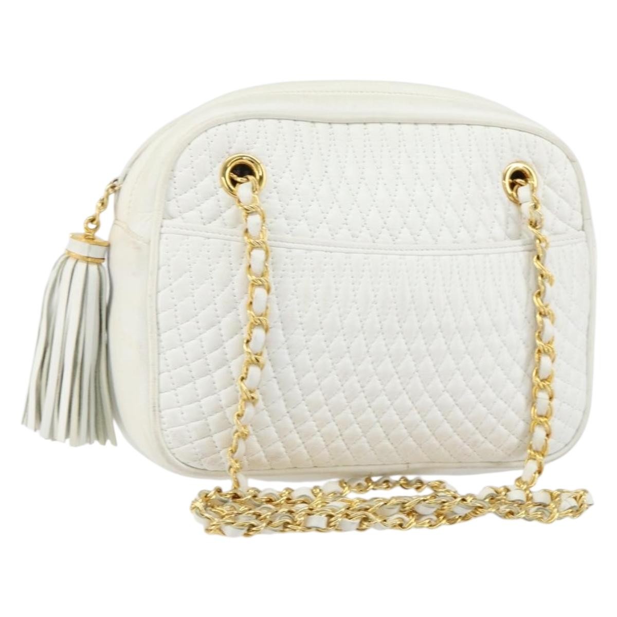 Bally Vintage Chain Shoulder Bag Quilted Leather White Leather Shoulder Bag Bag (Pre-Owned)