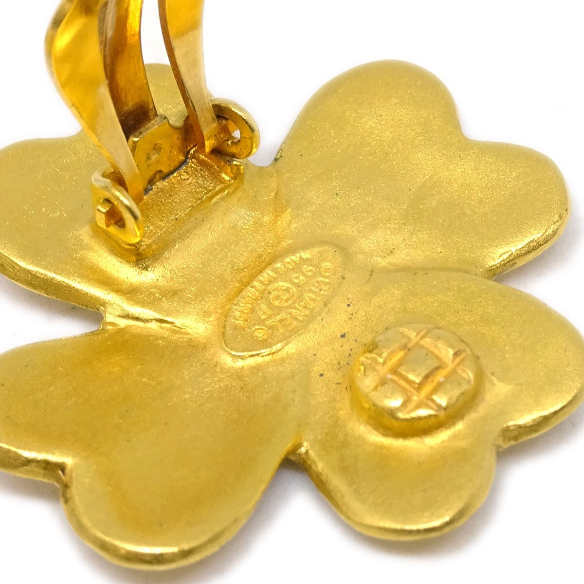 Chanel Vintage Cc Clover Clip-On Earrings Metal Gold Gold_Plated Earrings Jewelry (Pre-Owned)