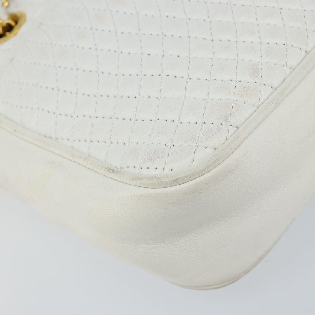 Bally Vintage Chain Shoulder Bag Quilted Leather White Leather Shoulder Bag Bag (Pre-Owned)