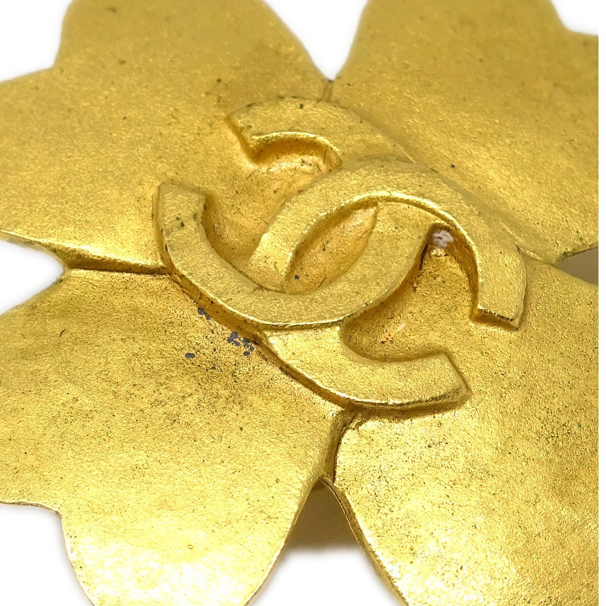 Chanel Vintage Cc Clover Clip-On Earrings Metal Gold Gold_Plated Earrings Jewelry (Pre-Owned)