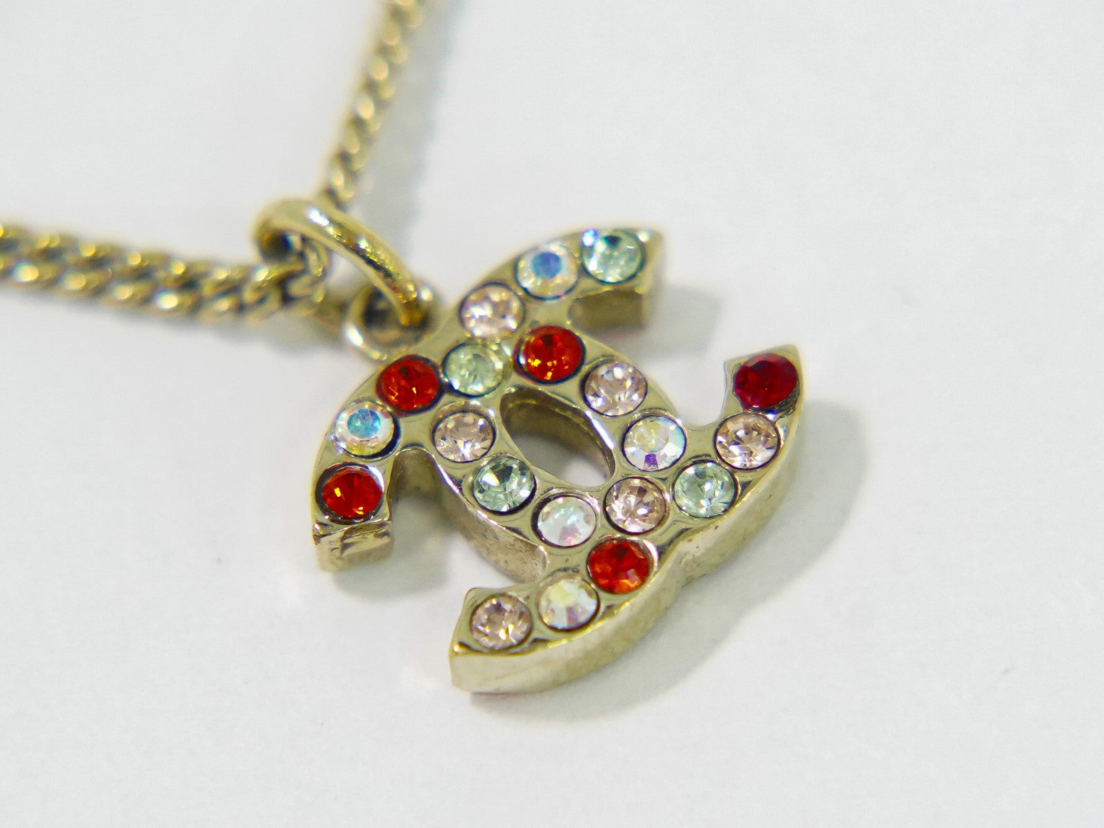 Chanel Rainbow Cc Pendant Necklace Metal And Crystals Gold Gold_Plated Necklace Jewelry (Pre-Owned)