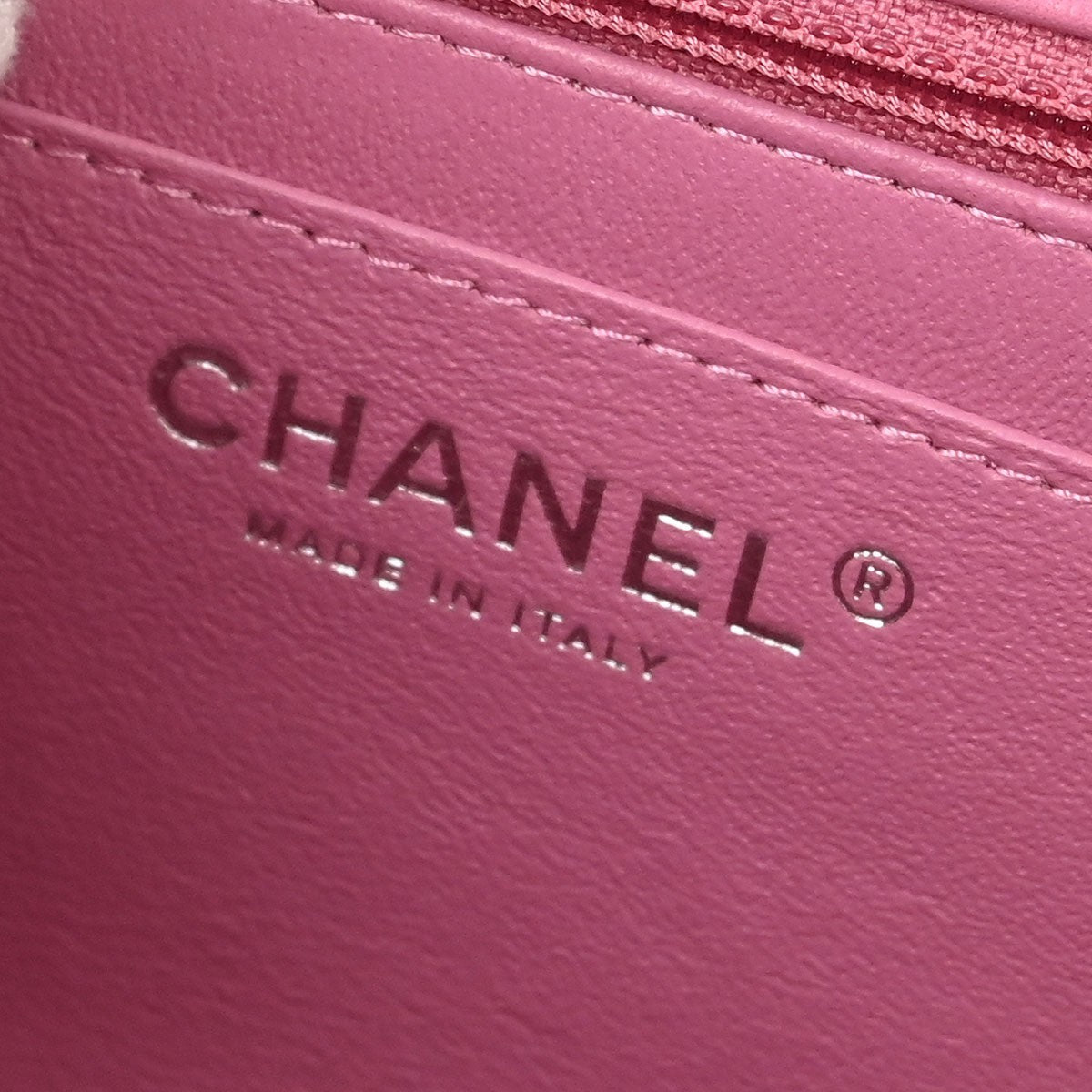 Chanel Square Classic Single Flap Bag Chevron Lambskin Pink Leather Shoulder Bag Bag (Pre-Owned)
