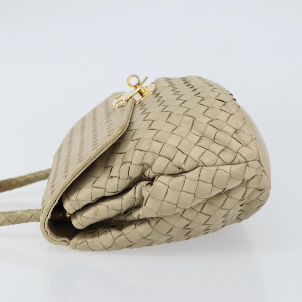 Bottega Veneta Intrecciato Handbag Leather Beige Leather Handbag (Pre-Owned)