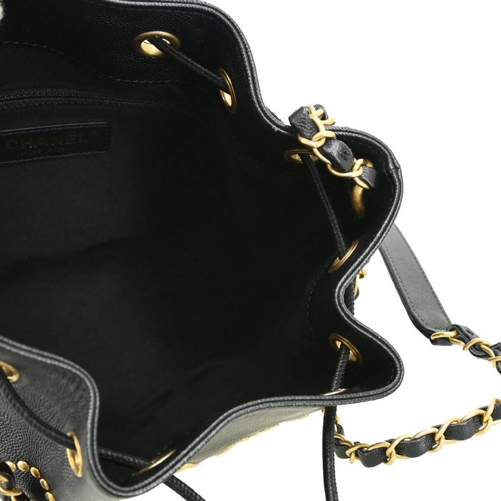 Chanel Deauville Drawstring Bucket Bag Studded Caviar Black Leather Shoulder Bag Bag (Pre-Owned)