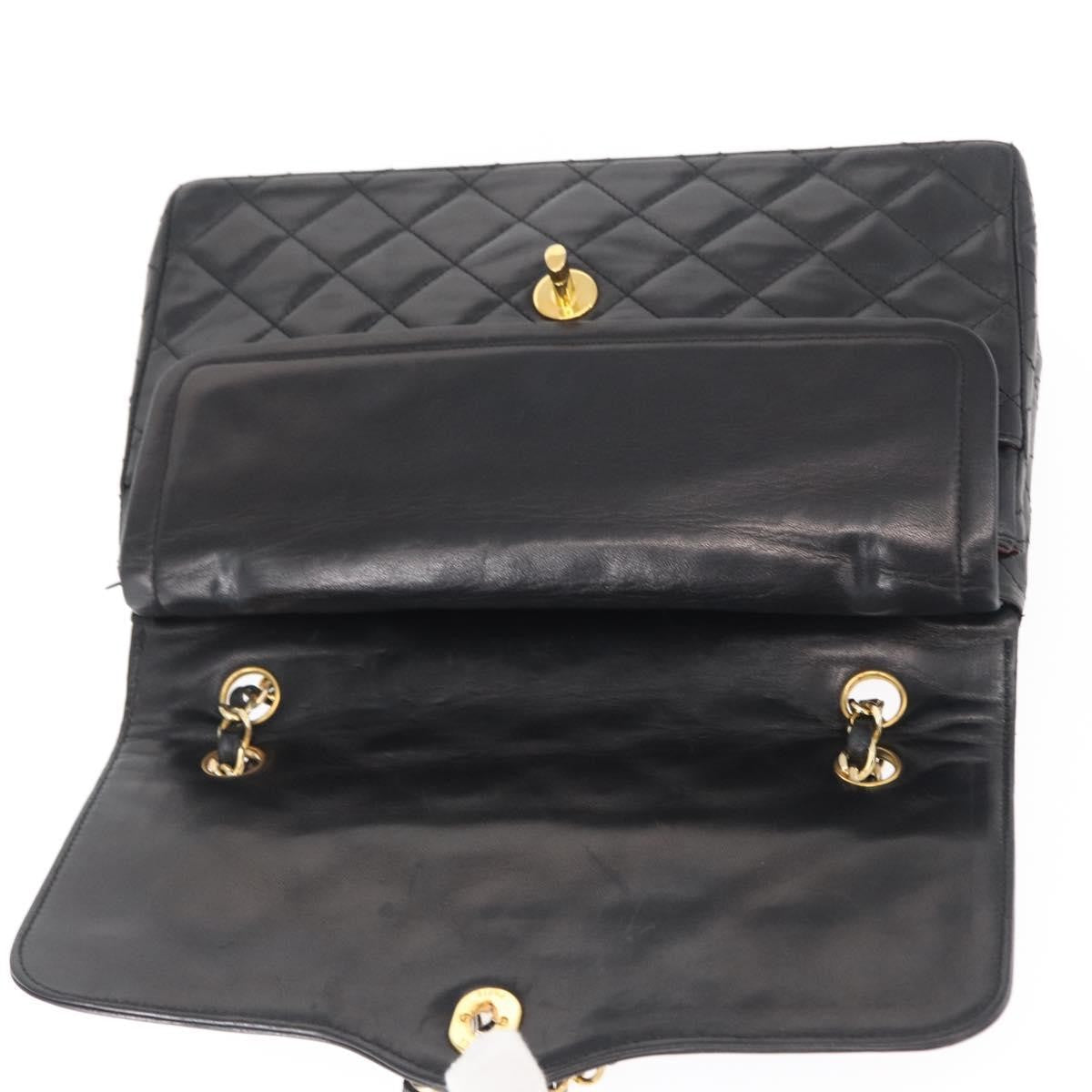 Chanel Vintage Two Tone Cc Flap Bag Quilted Lambskin Black Leather Shoulder Bag Bag (Pre-Owned)