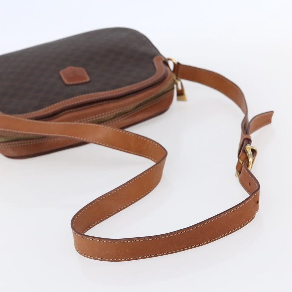 Celine Vintage Macadam Shoulder Bag Canvas And Leather Brown Canvas Shoulder Bag Bag (Pre-Owned)