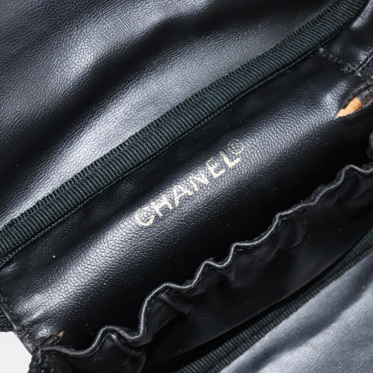 Chanel Vintage Cosmetic Case Leather Black Leather Clutche & Pouche Bag (Pre-Owned)