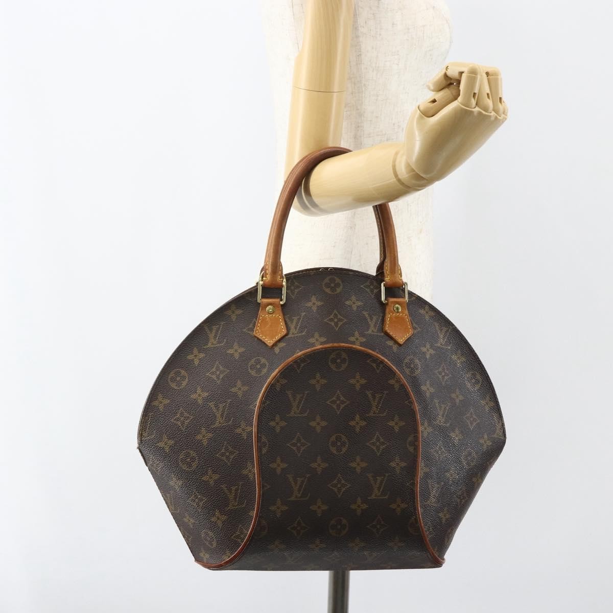 Louis Vuitton Ellipse Bag Monogram Canvas Brown Canvas Handbag (Pre-Owned)