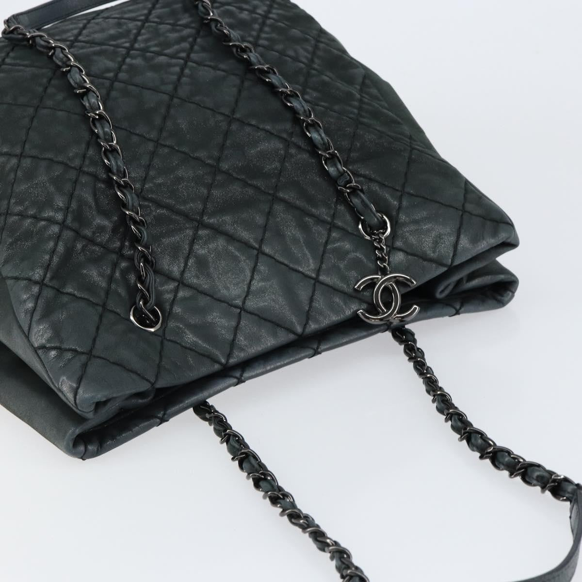 Chanel Cc Charm Tote Quilted Iridescent Calfskin Green Leather Tote Bag Bag (Pre-Owned)