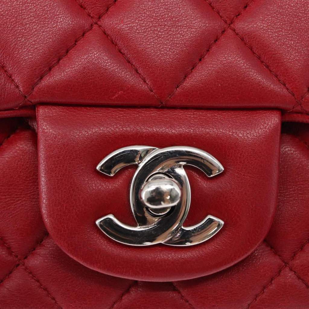Chanel Square Classic Single Flap Bag Quilted Lambskin Red Leather Shoulder Bag Bag (Pre-Owned)