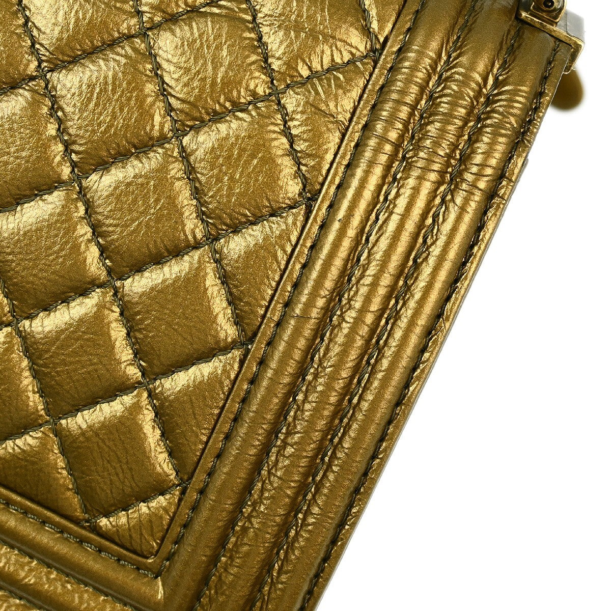 Chanel Boy Flap Bag Quilted Calfskin Gold Leather Shoulder Bag Bag (Pre-Owned)