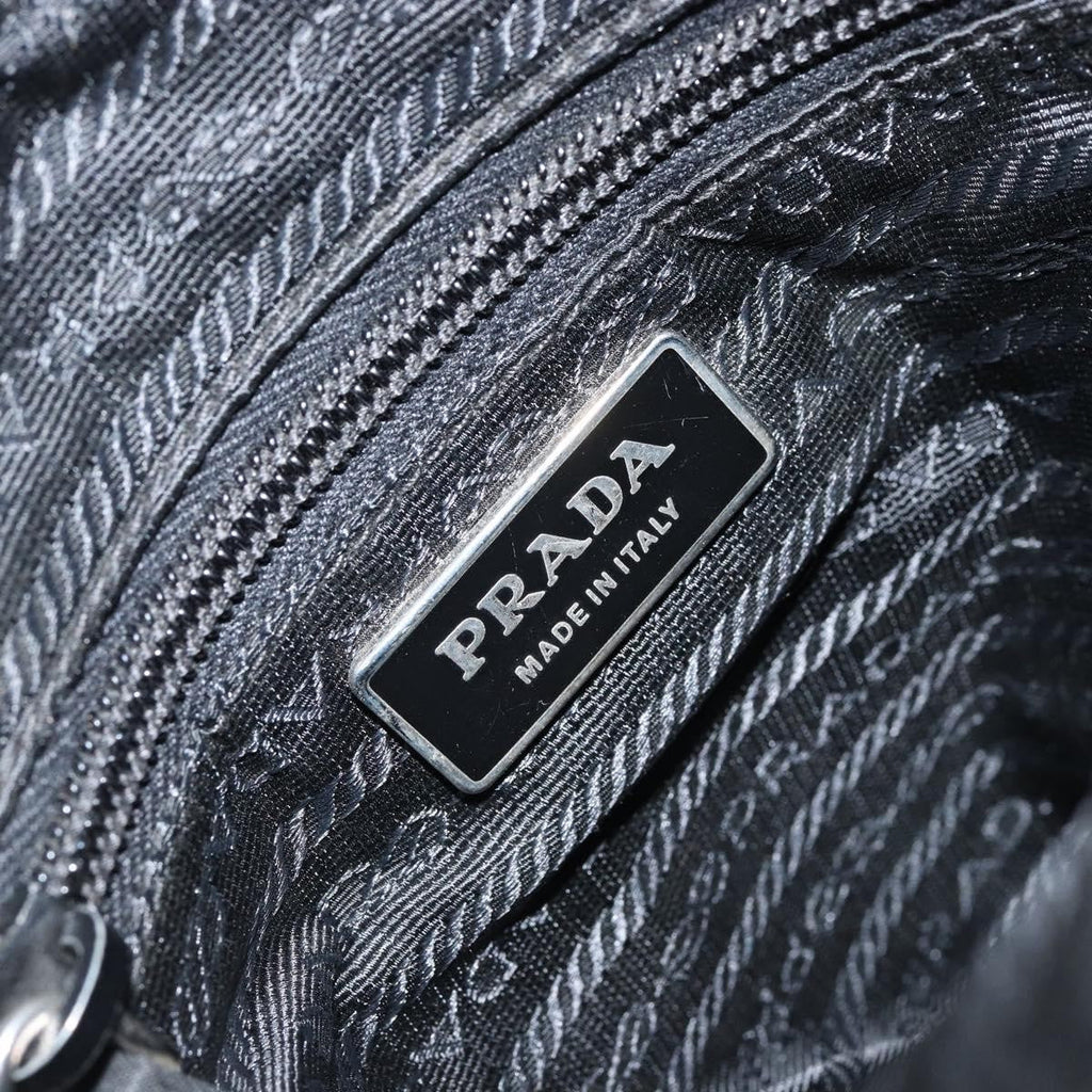 Prada Front Pocket Messenger Bag Tessuto Black Nylon Shoulder Bag Bag (Pre-Owned)