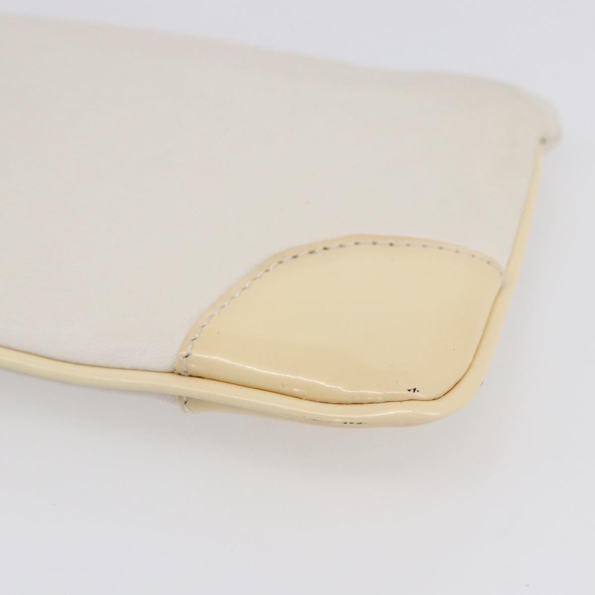 Chanel Camellia Clutch Bag Leather Ecru Leather Clutche & Pouche Bag (Pre-Owned)