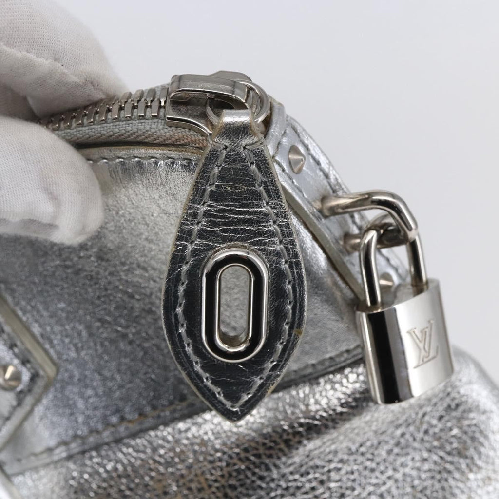 Louis Vuitton Suhali Lockit Handbag Leather Silver Leather Handbag (Pre-Owned)