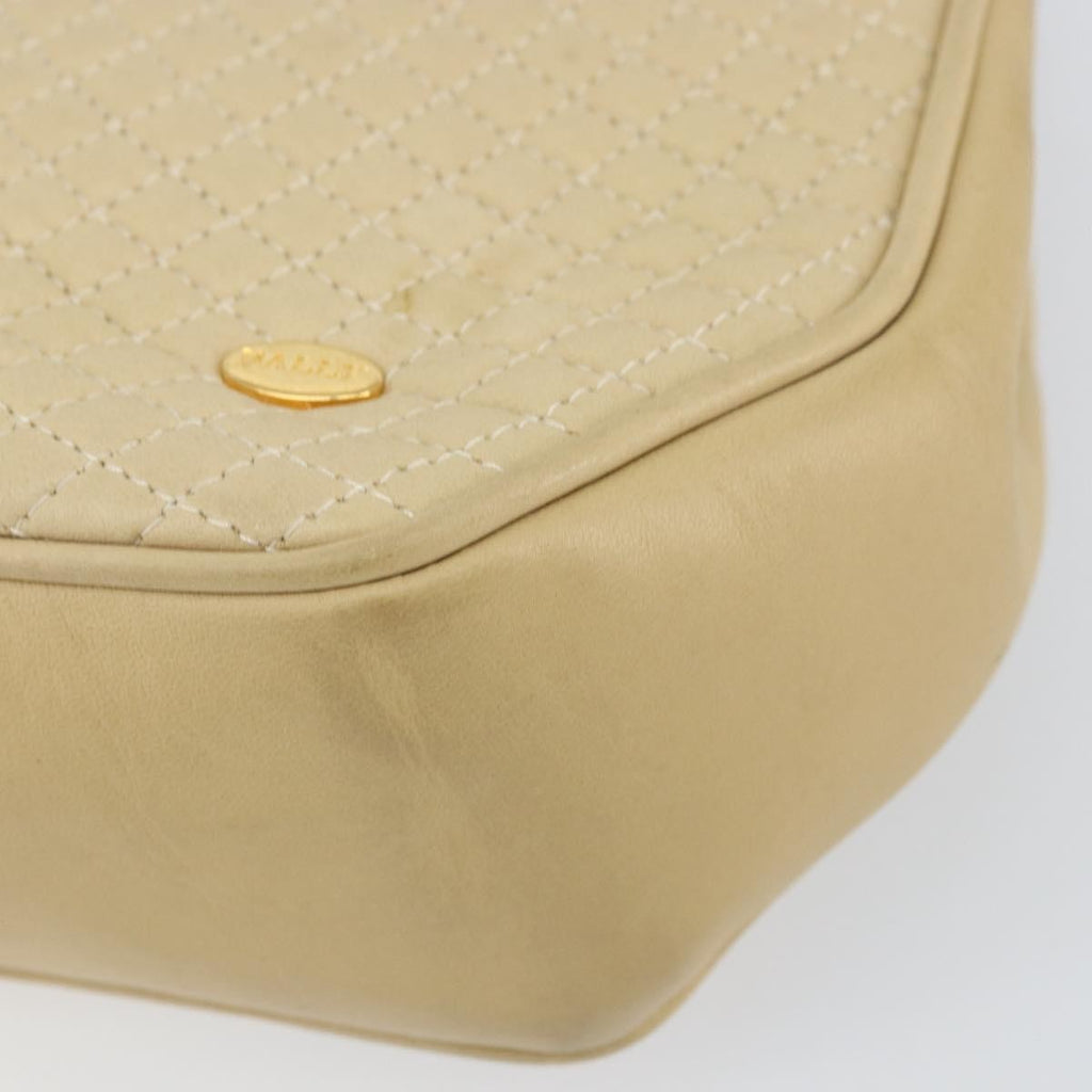 Bally Vintage Chain Shoulder Bag Quilted Leather Beige Leather Shoulder Bag Bag (Pre-Owned)