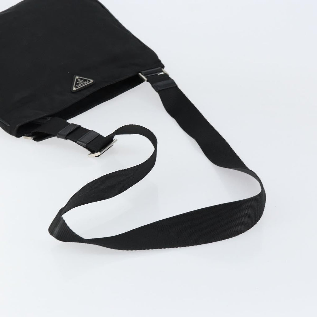 Prada Flat Messenger Bag Tessuto Black Nylon Shoulder Bag Bag (Pre-Owned)