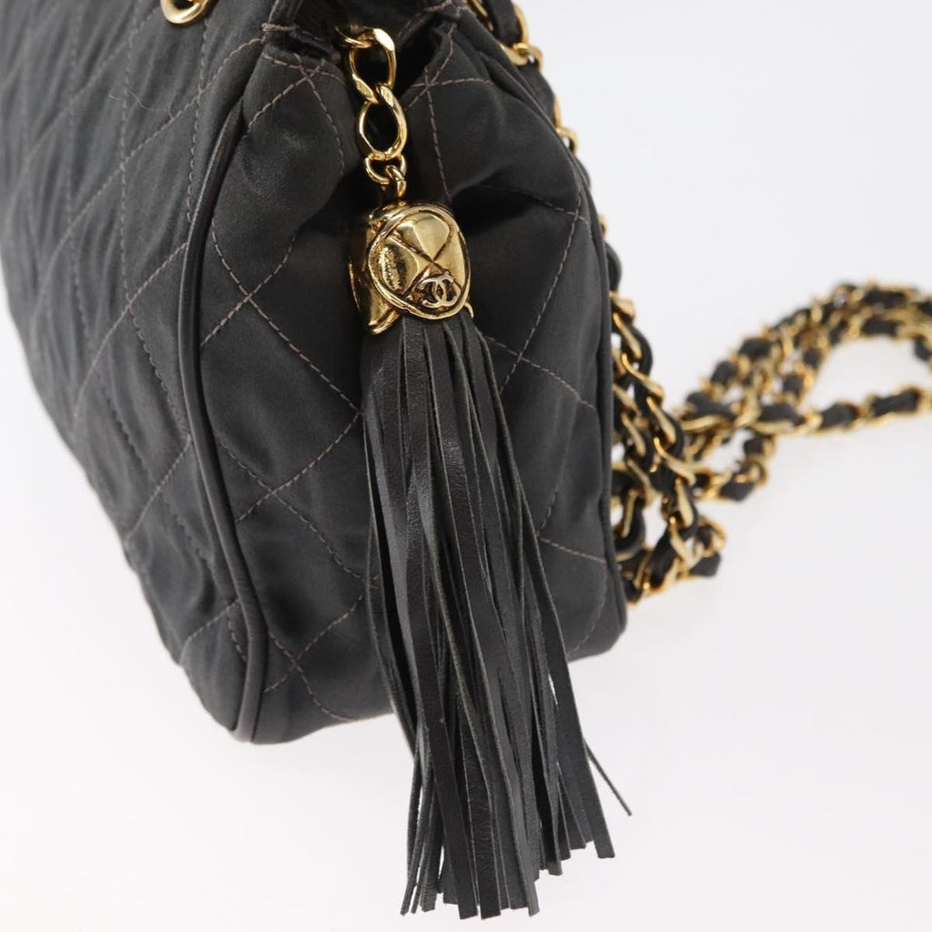 Chanel Vintage Chain Shoulder Bag Quilted Satin Gray Satin Shoulder Bag Bag (Pre-Owned)