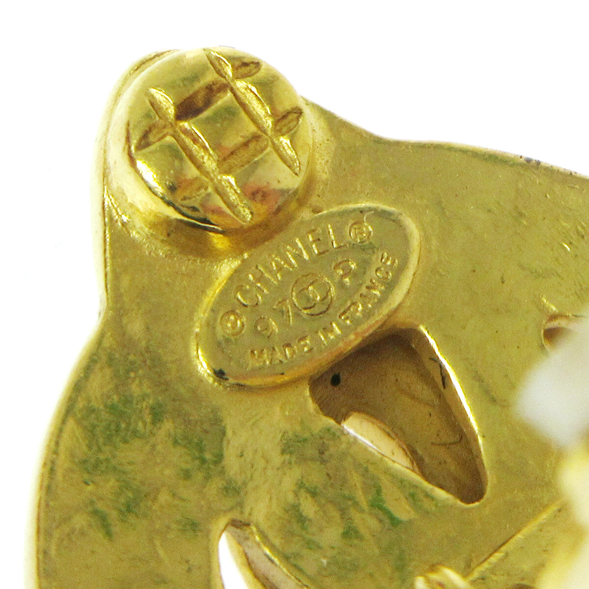 Chanel Vintage Cc Heart Clip-On Earrings Metal Gold Gold Earrings Jewelry (Pre-Owned)