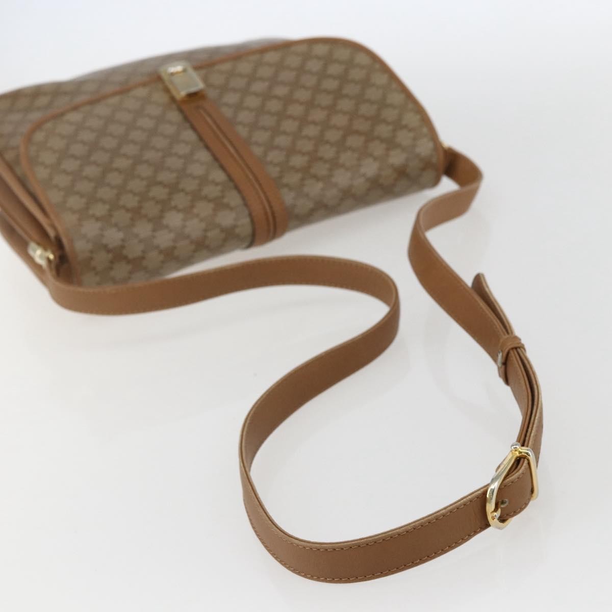 Celine Vintage Macadam Shoulder Bag Canvas And Leather Beige Canvas Shoulder Bag Bag (Pre-Owned)