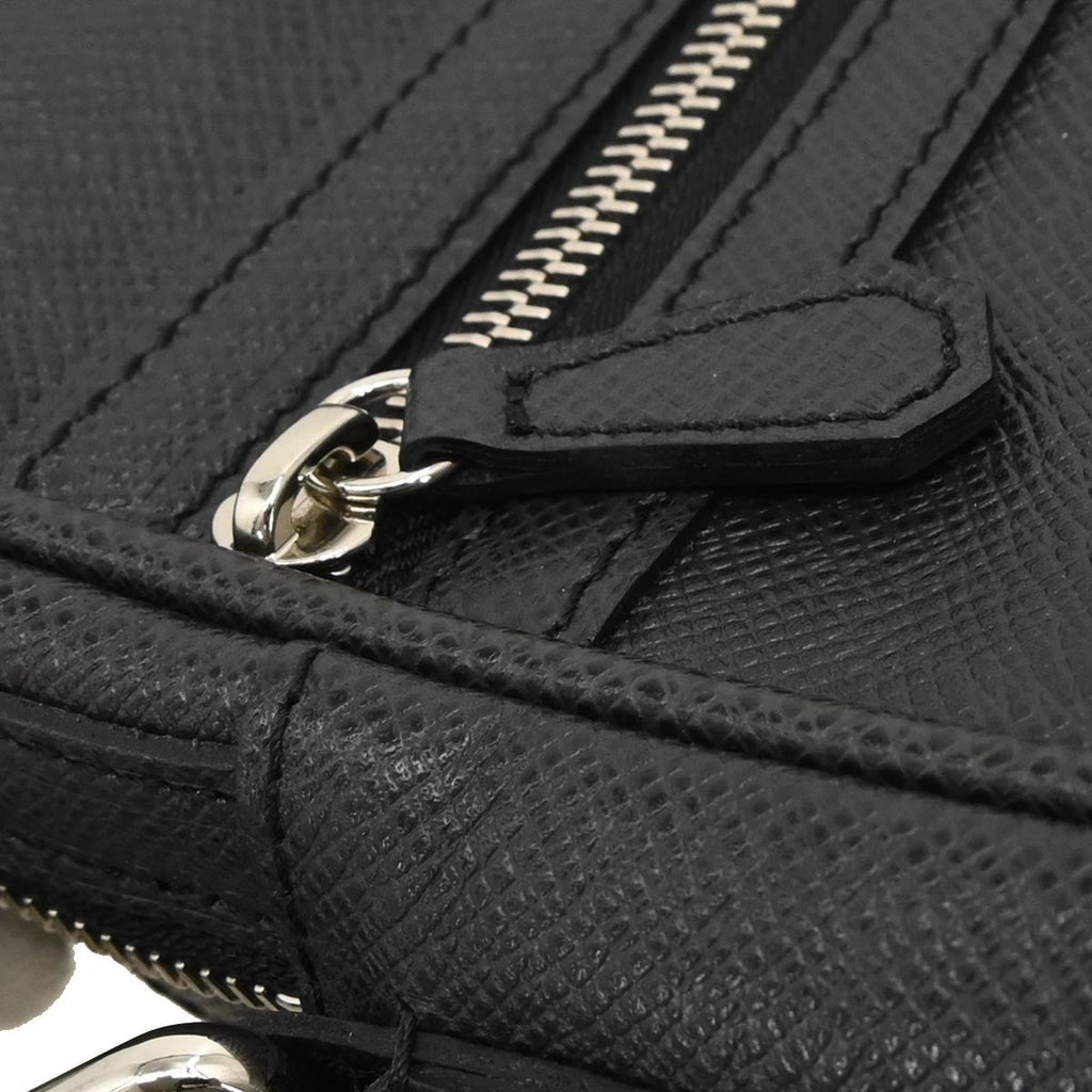 Louis Vuitton Dimitri Messenger Bag Taiga Leather Black Leather Shoulder Bag Bag (Pre-Owned)