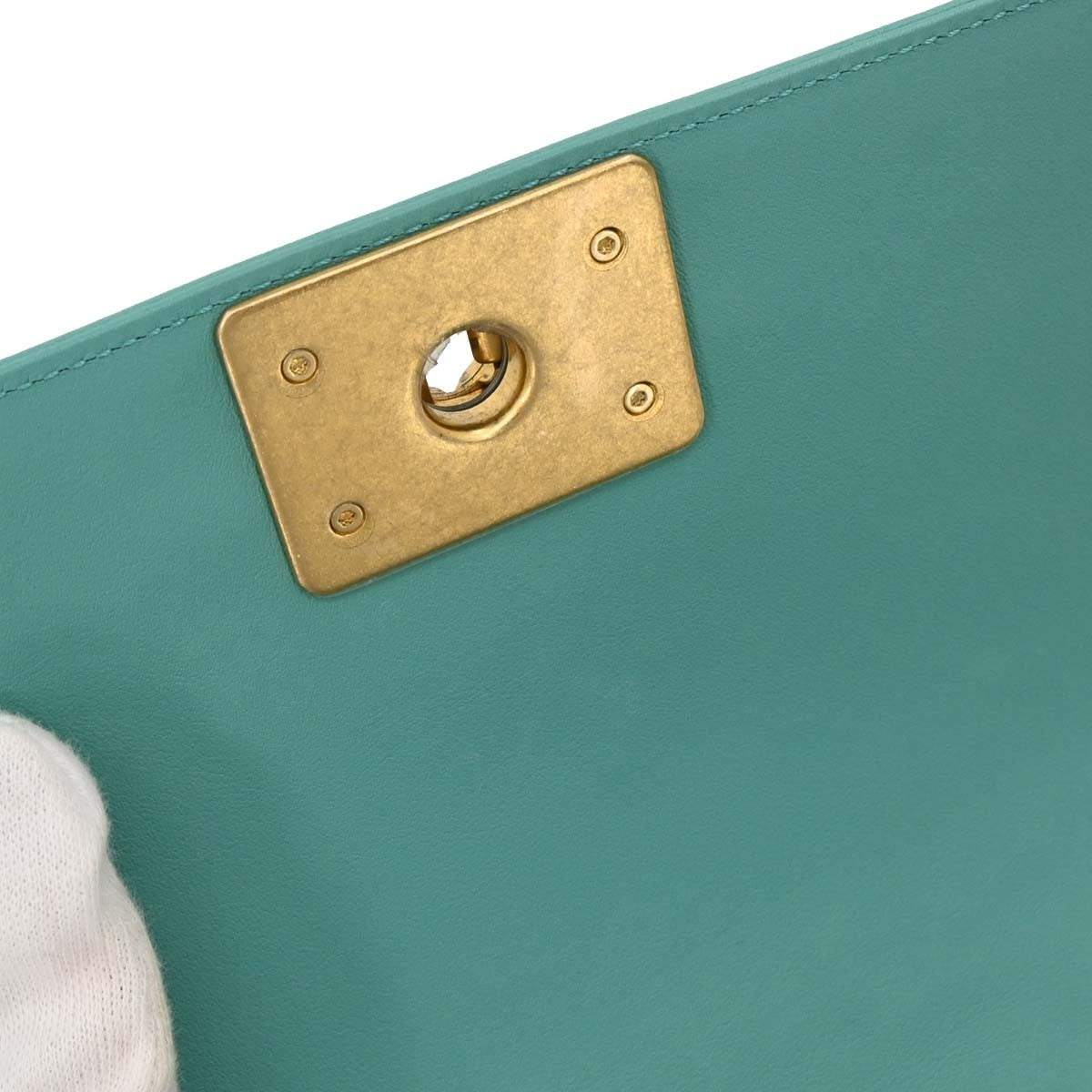 Chanel Boy Flap Bag Quilted Lambskin Green Leather Shoulder Bag Bag (Pre-Owned)