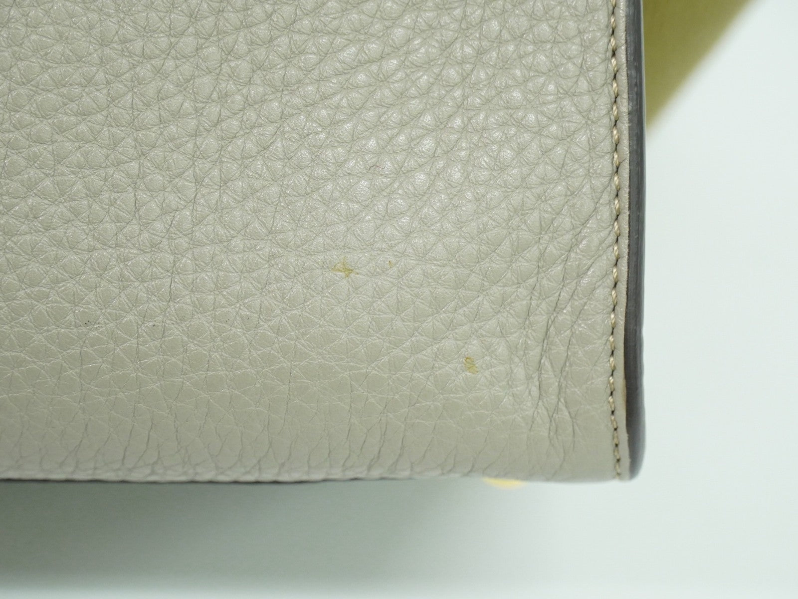 Fendi Peekaboo X-Lite Bag Leather Gray Leather Shoulder Bag Bag (Pre-Owned)
