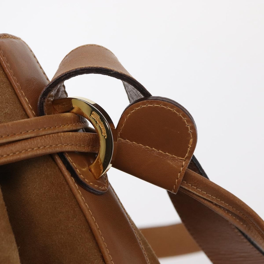 Salvatore Ferragamo Vintage Shoulder Bag Leather Beige Suede Shoulder Bag Bag (Pre-Owned)