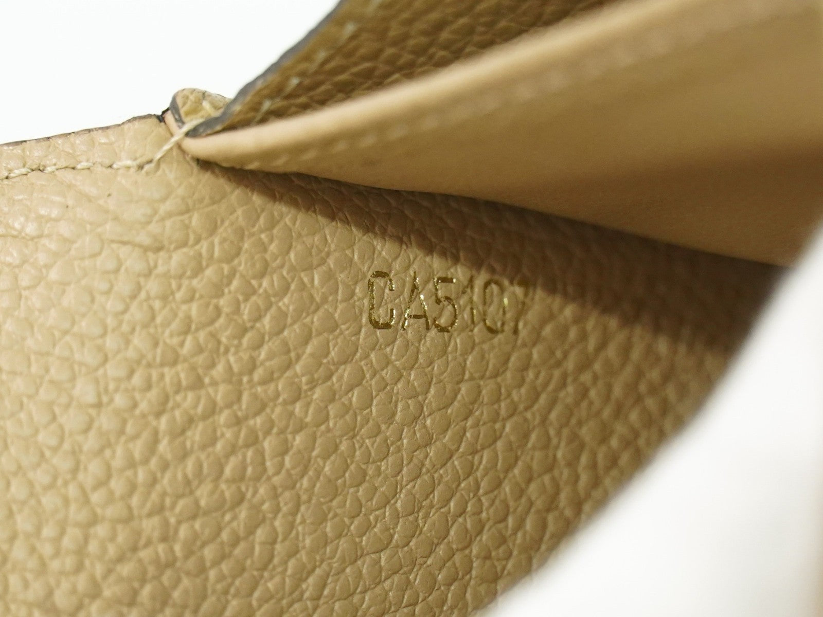 Louis Vuitton Sarah Wallet Nm Monogram Empreinte Leather Beige Leather Wallets Accessory (Pre-Owned)