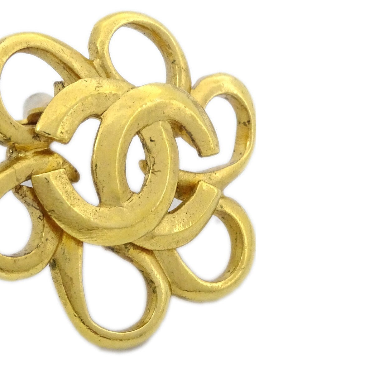 Chanel Vintage Cc Flower Clip-On Earrings Metal Gold Gold_Plated Earrings Jewelry (Pre-Owned)