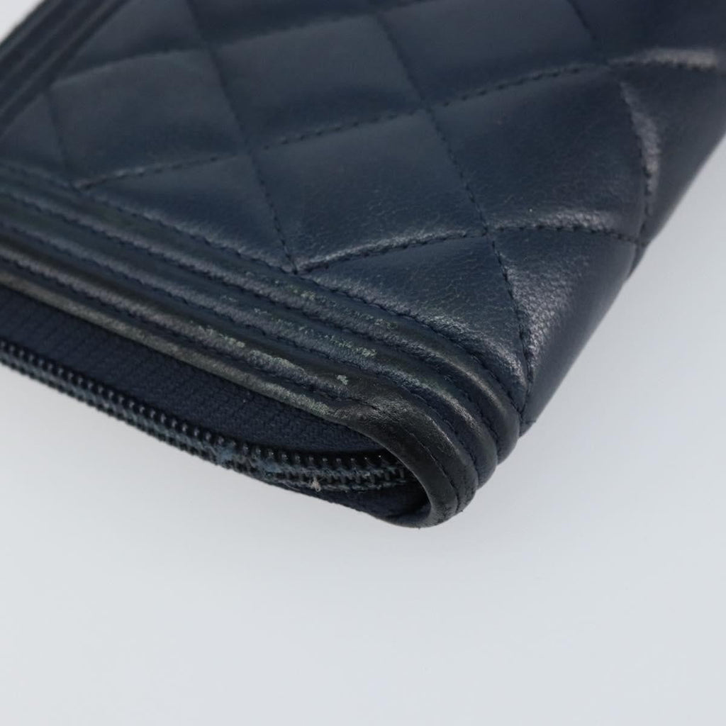 Chanel Boy Yen Wallet Quilted Lambskin Navy Leather Wallets Accessory (Pre-Owned)