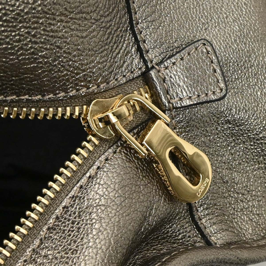 Loewe Amazona Bag Leather Gold Leather Handbag (Pre-Owned)
